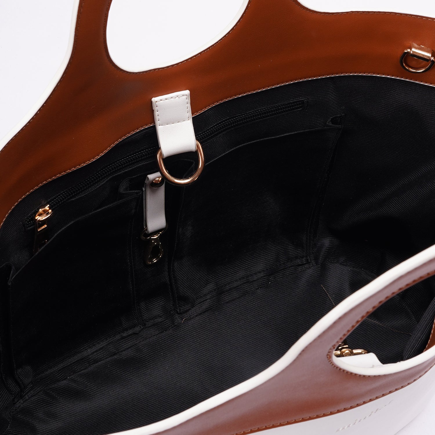 White x Camel | Basket Leather Bag