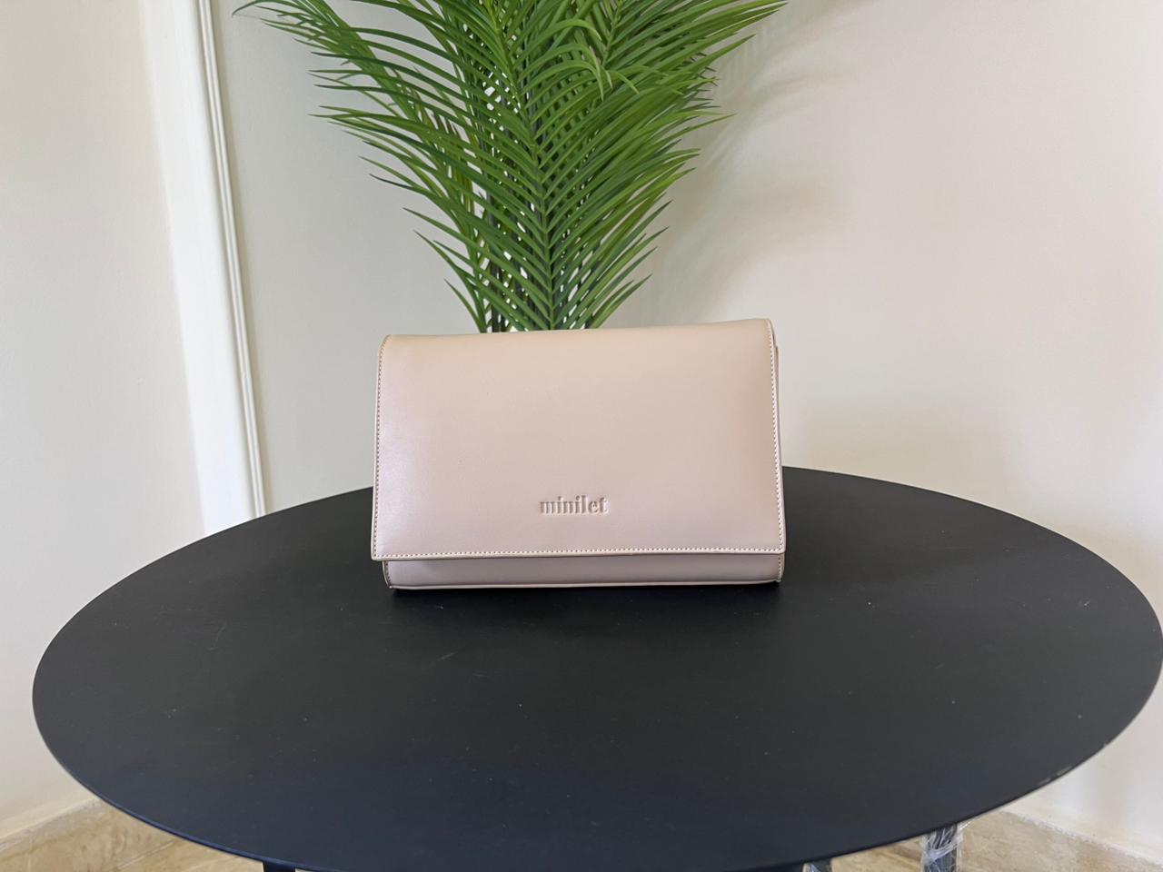 Beige | The triangular crossbody Bag| (Zero Waste 🌿)