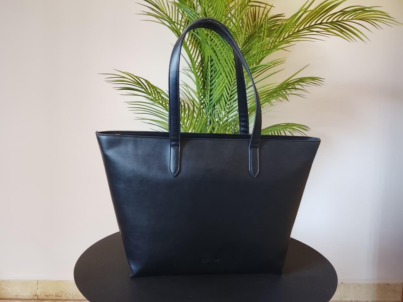 Black | Zipper Classic Tote (Zero Waste 🌿)