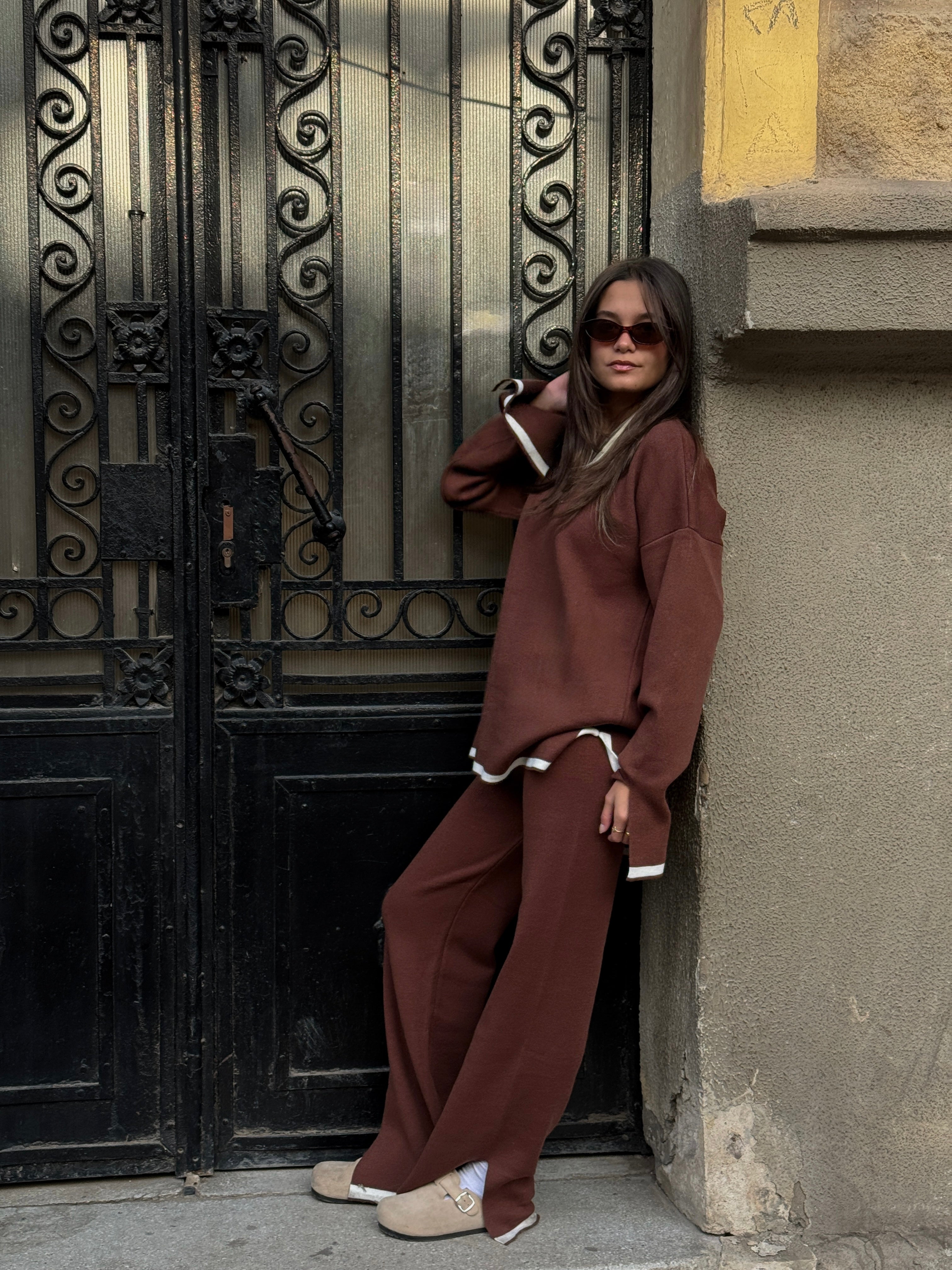 Brown  x White |  knit Set