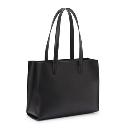 Large Basic Tote With a Zipper