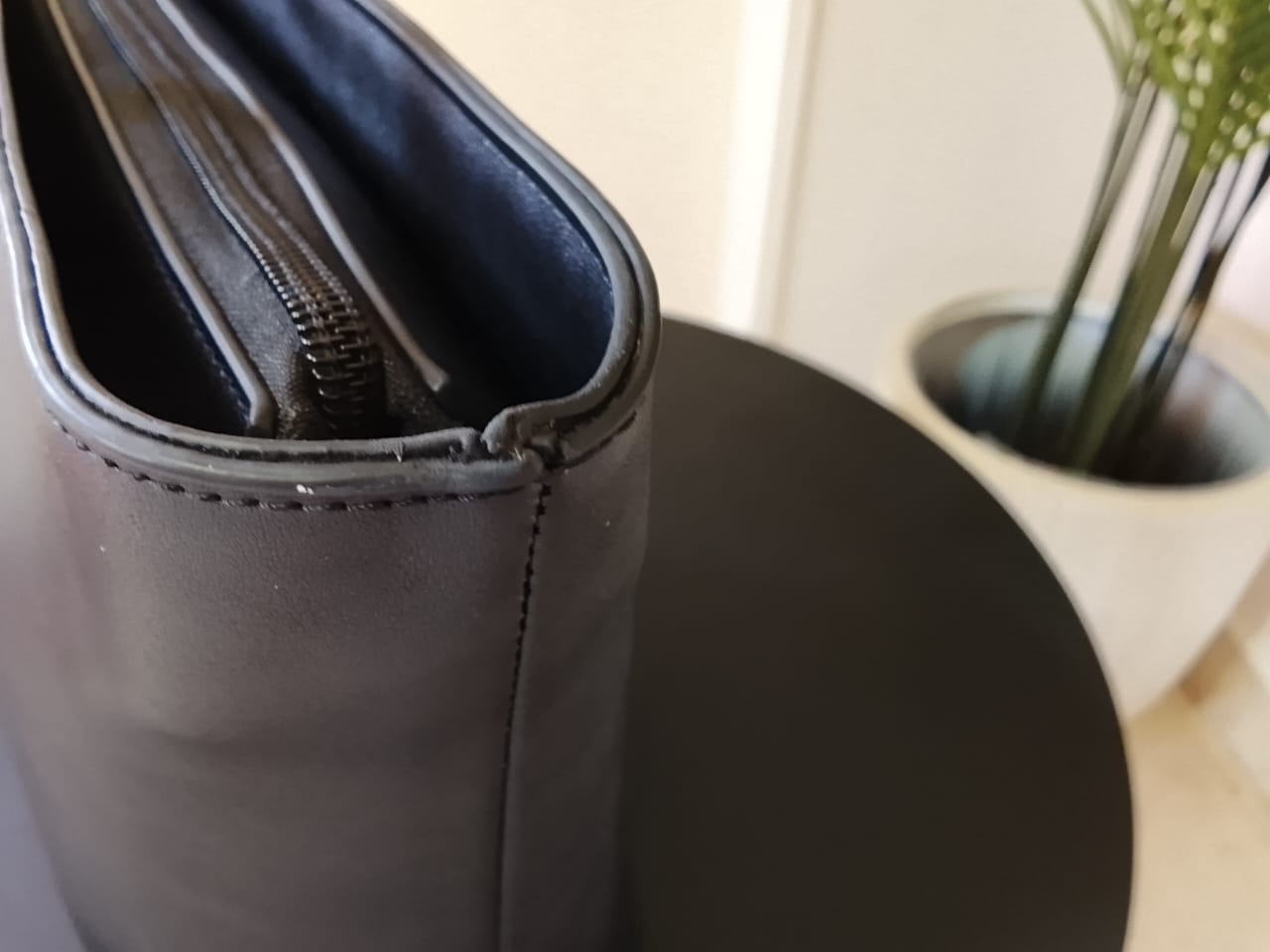 Black | Zipper Classic Tote (Zero Waste 🌿)